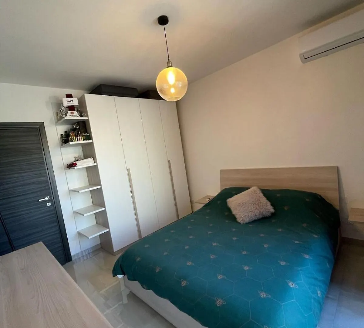 Lägenhet Moon Suites St. Julian's Malta
